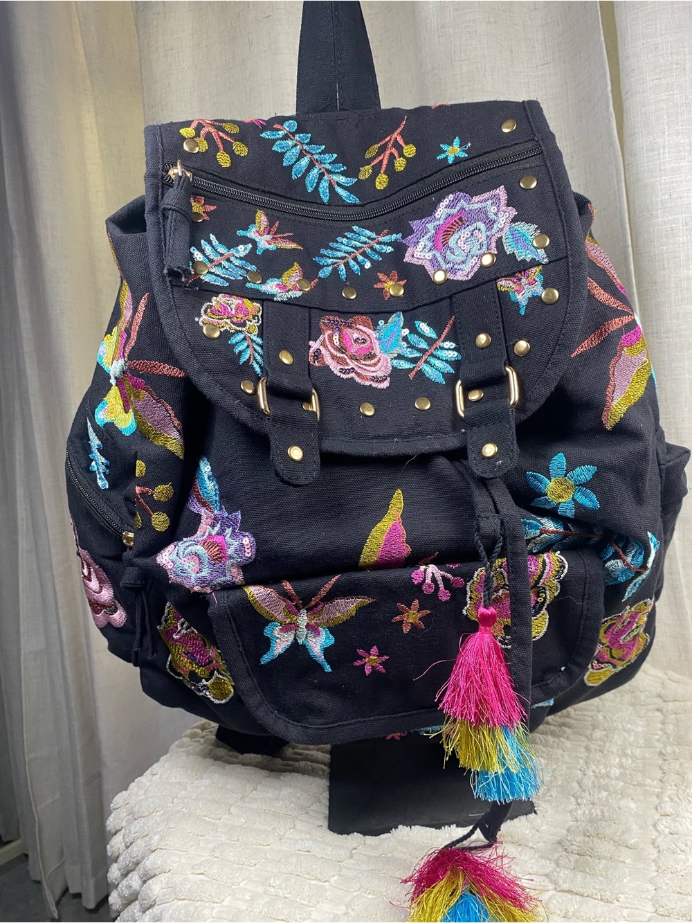 Stone Mountain NWOT Whimsy Floral Embroidered Canvas Backpack Black Butterfly